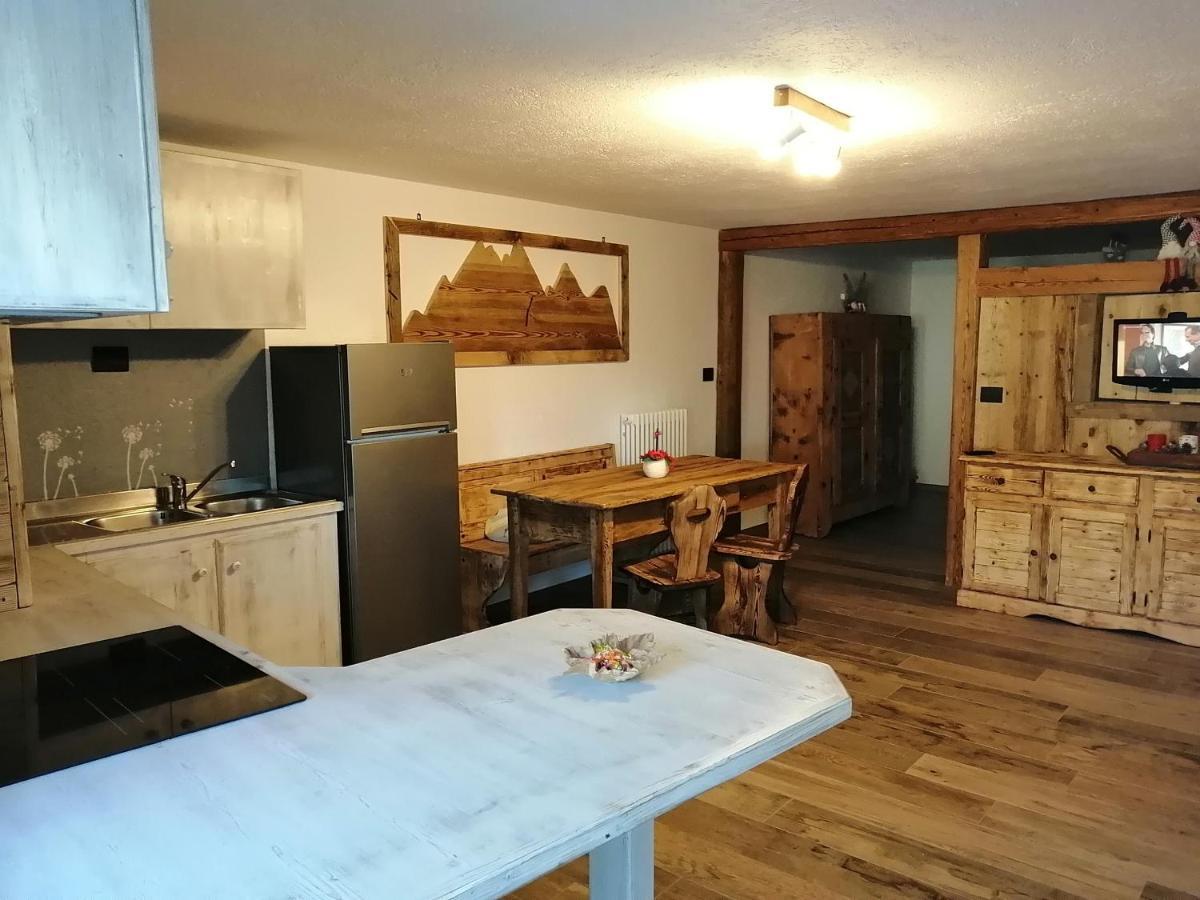 Maison Perriail Vda Gressan N 0029 المظهر الخارجي الصورة