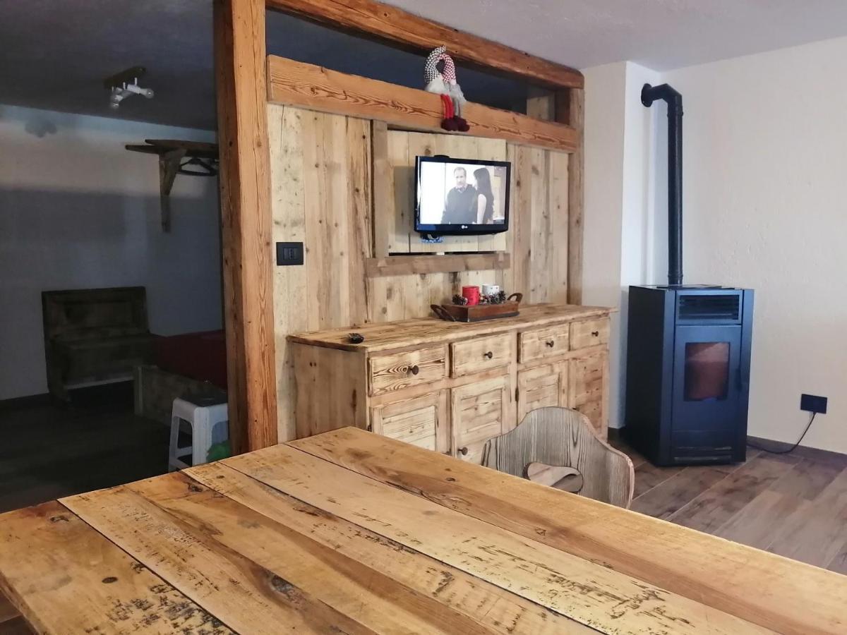 Maison Perriail Vda Gressan N 0029 المظهر الخارجي الصورة