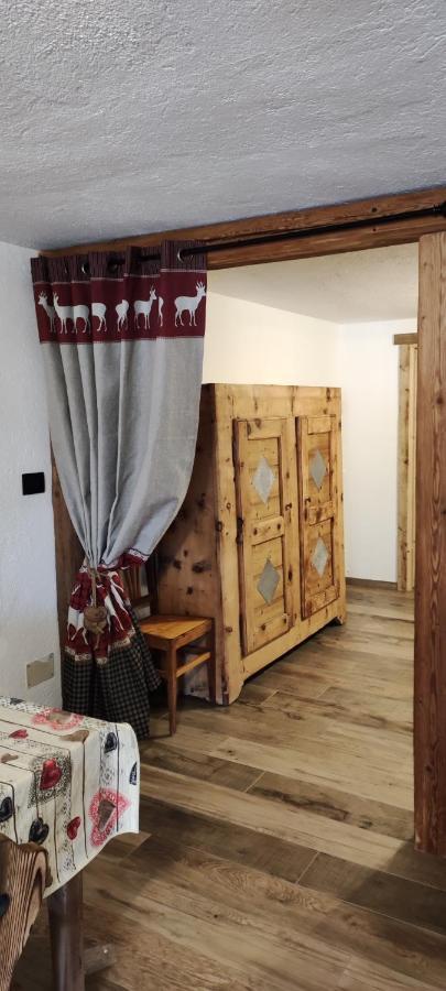 Maison Perriail Vda Gressan N 0029 المظهر الخارجي الصورة