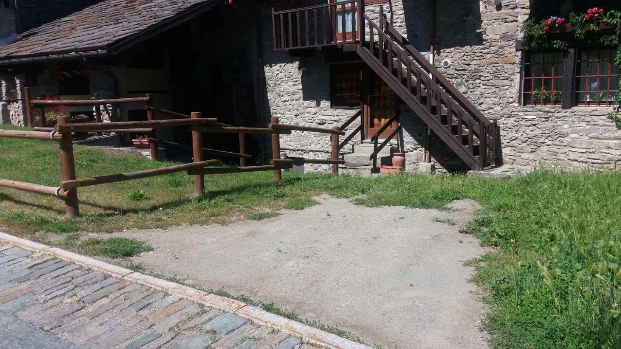 Maison Perriail Vda Gressan N 0029 المظهر الخارجي الصورة